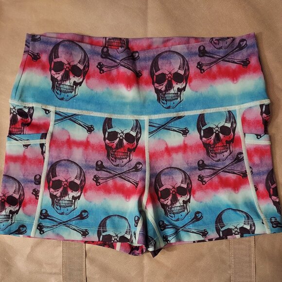 Constantly Varied Gear CVG Medium 2.5 inch shorts Tie Dye Skulls - Picture 1 of 5